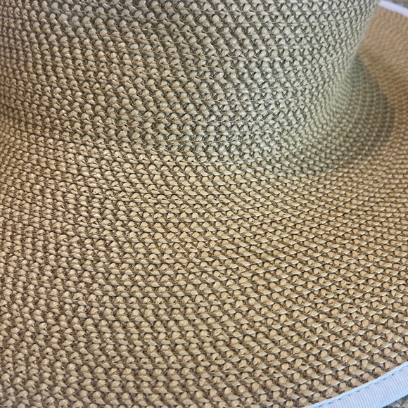 Eric Javits Tan Lil Squishee® Sun Visor - Picture 4 of 8